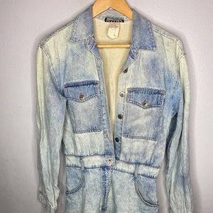 Vintage 90s’s Tickets California Denim Jacket skirt Acid wash Size 11/12